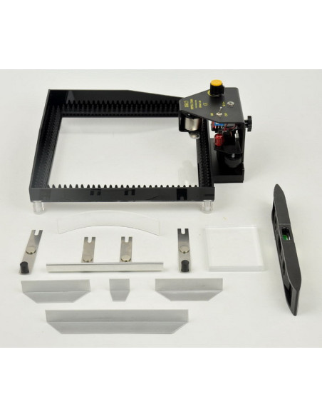 Valovi na vodi s regulatorom broja okretaja